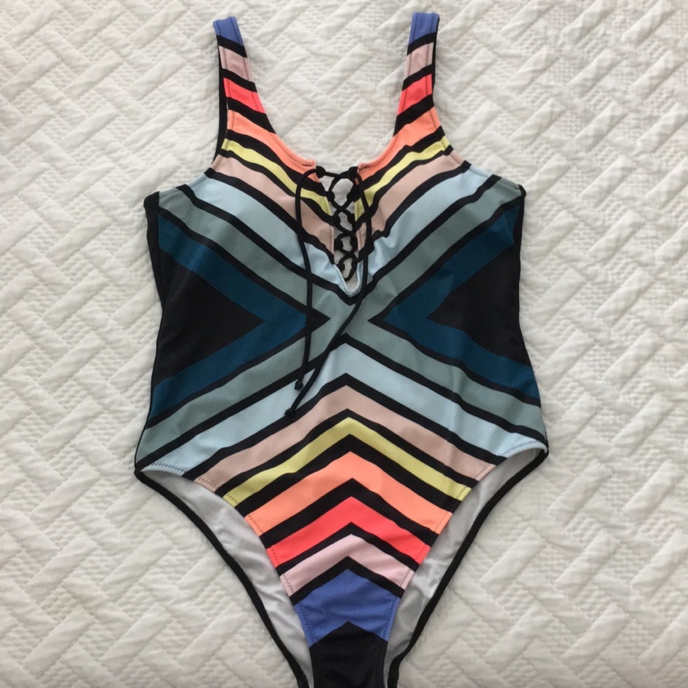 PINK Victoria Secrets super cute swimsuit!!! 👙👙